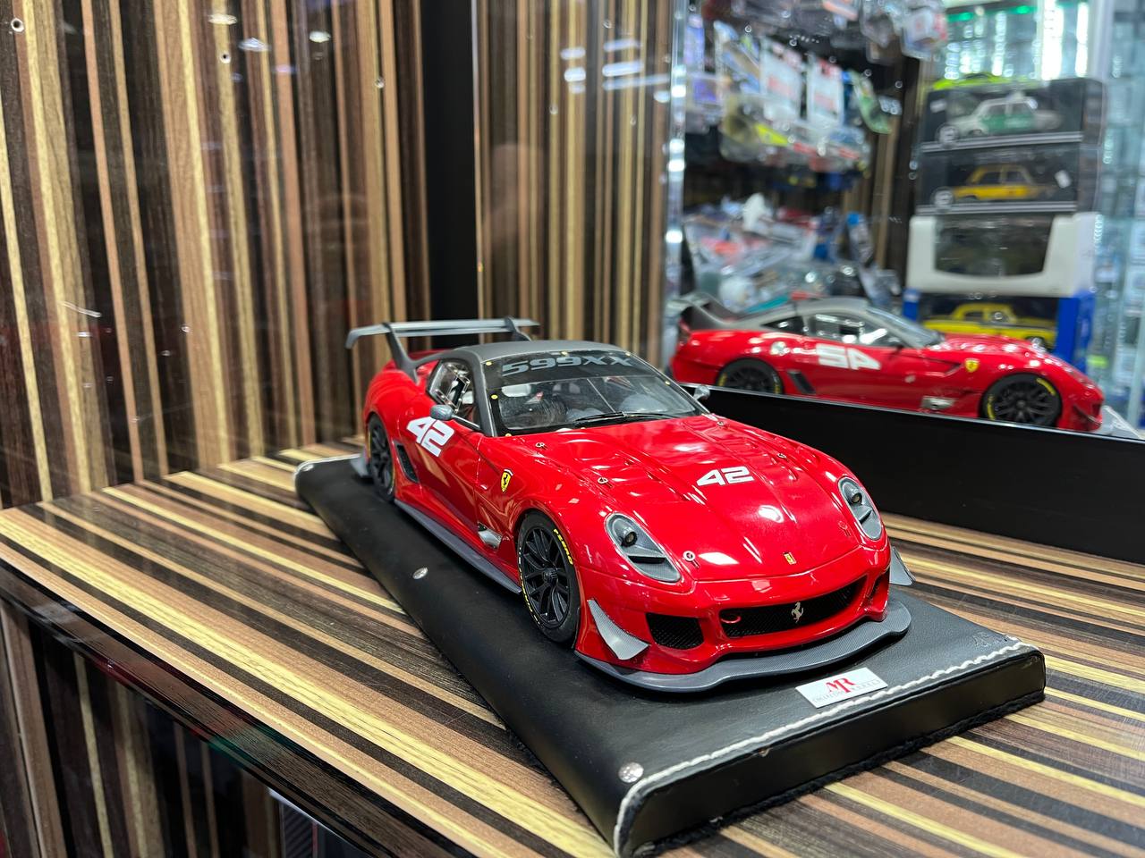 MR Collection Ferrari 599XX - 1/18 Resin Model - Red