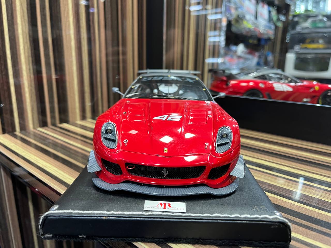 MR Collection Ferrari 599XX - 1/18 Resin Model - Red