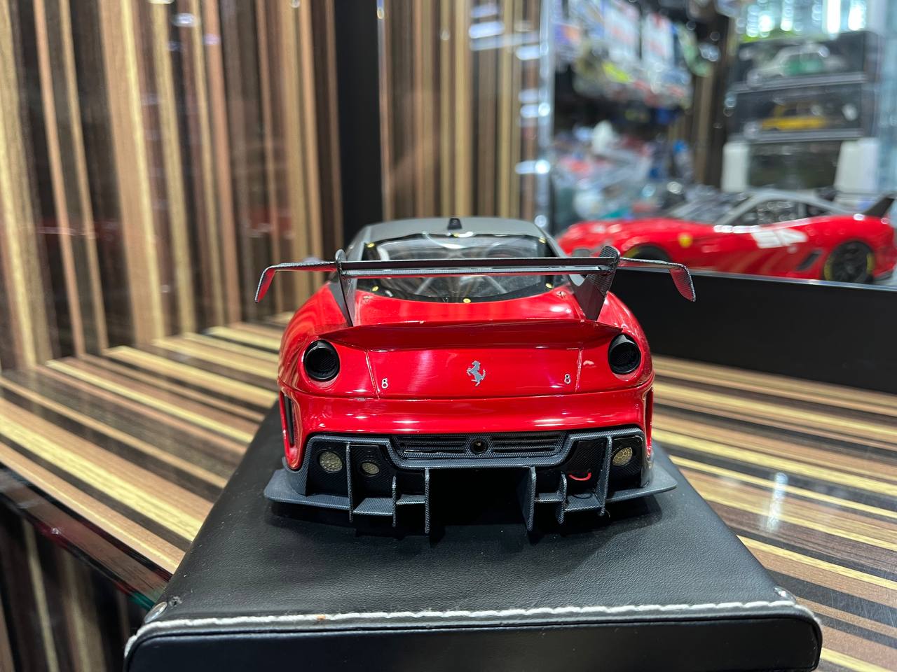 MR Collection Ferrari 599XX - 1/18 Resin Model - Red