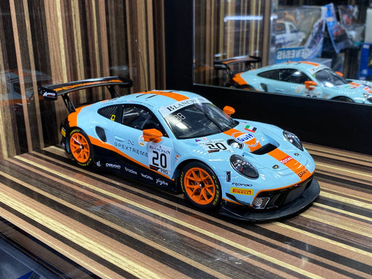 Ixo Models 1/18 Metal Diecast Porsche 911 GT3 R - Gulf Livery