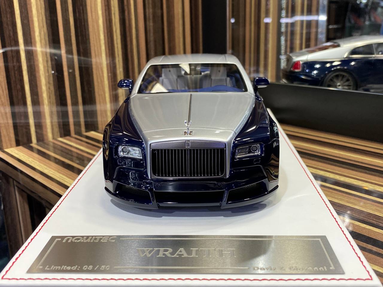 Davis & Giovanni Rolls Royce Wraith Novitec - 1/18 Resin Model,Black / Silver