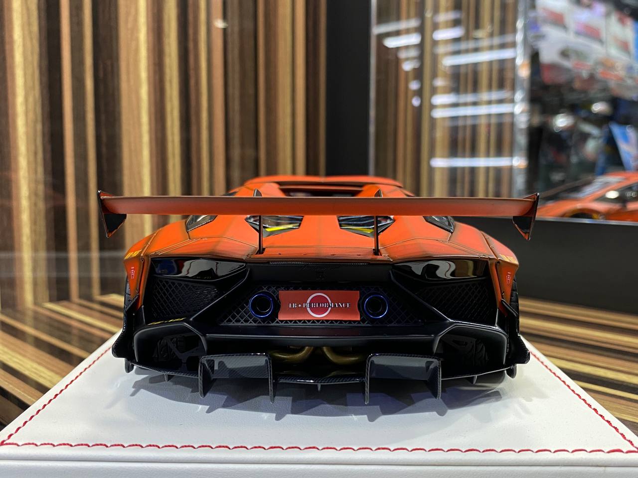 Davis & Giovanni Lamborghini Aventador LP 720-P - 1/18 Resin Model, Not Opening - Matt Orange / Zero Zen