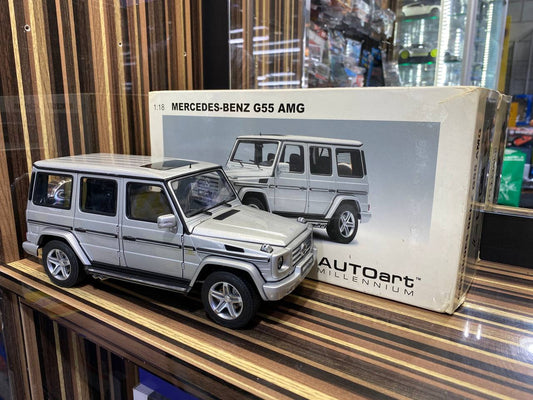 Autoart Mercedes benz G 55 AMG 2009 [1/18 Diecast silver]