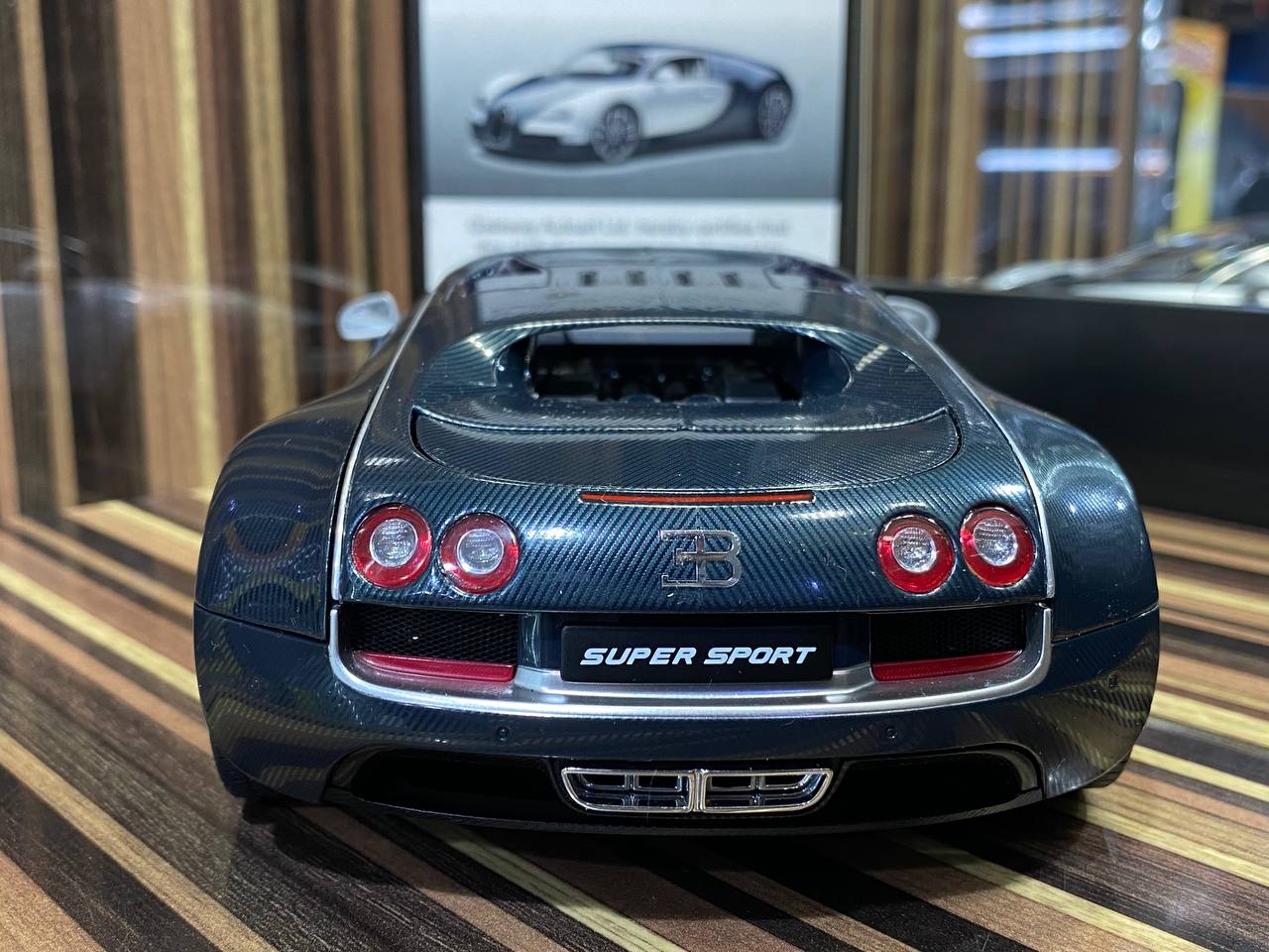 AutoArt Bugatti Veyron 16.4 Super Sport -[ 1/18 Diecast, Dark Blue]