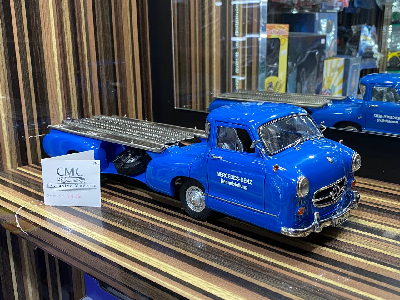 CMC Mercedes-Benz Renntransporter 1954-55[ 1/18 Diecast, Blue]