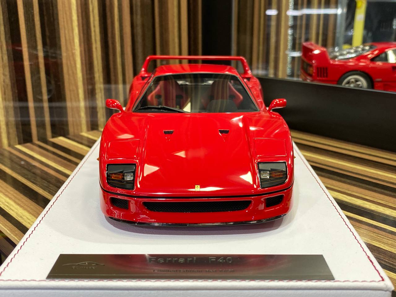 GL Models  Ferrari F40 Limited Edition[1/18 resin Red ]