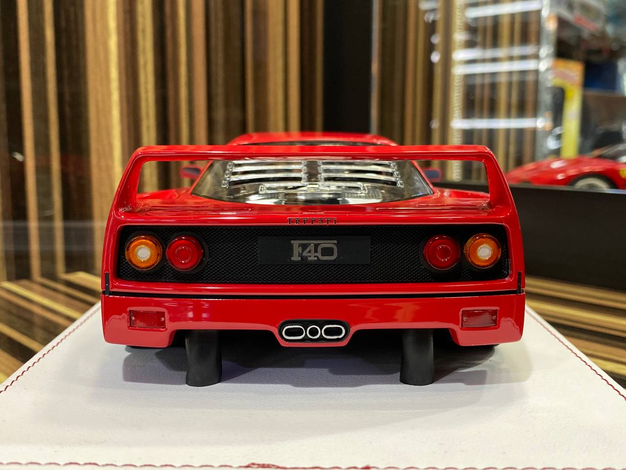 GL Models  Ferrari F40 Limited Edition[1/18 resin Red ]