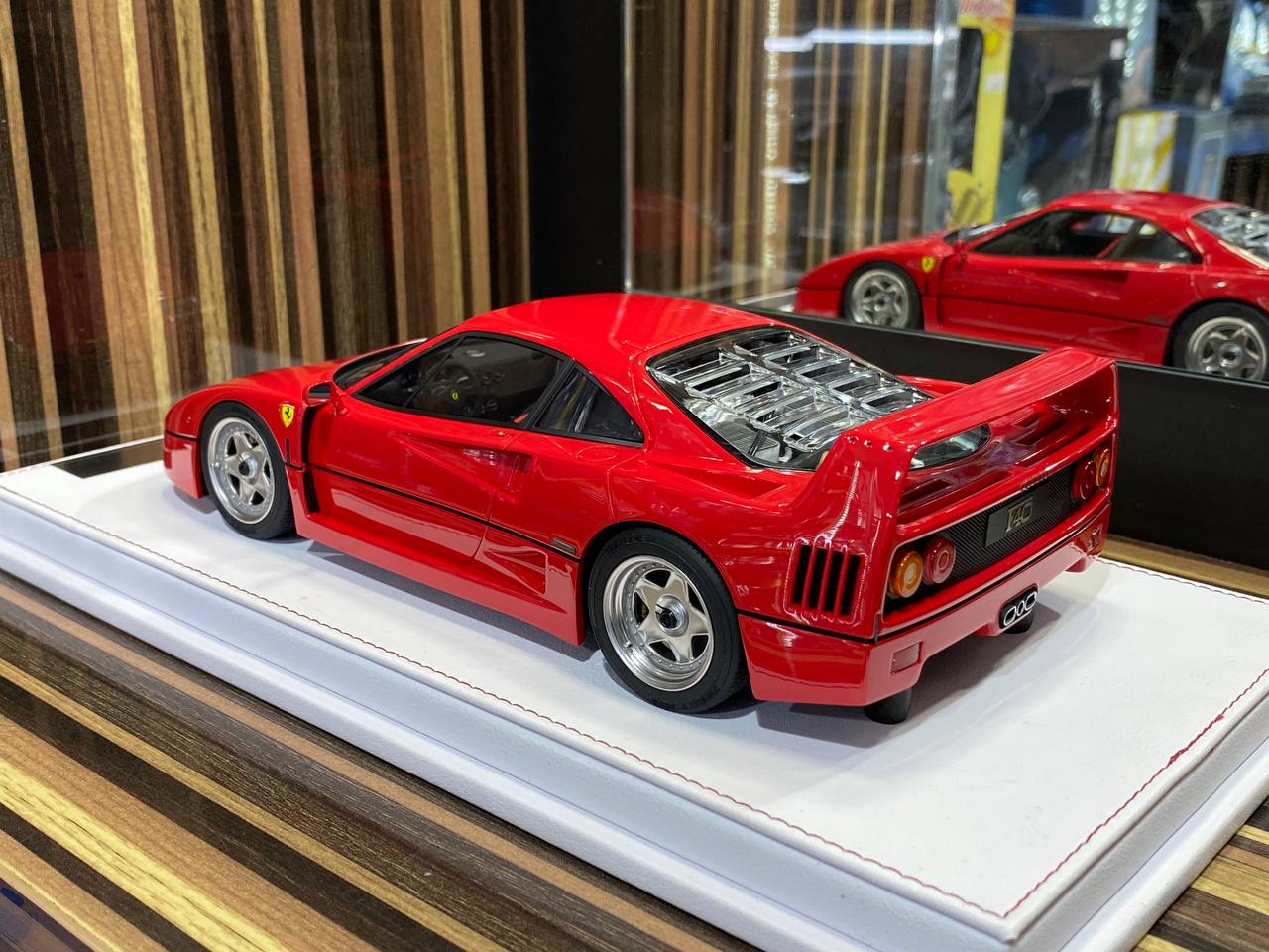 GL Models  Ferrari F40 Limited Edition[1/18 resin Red ]