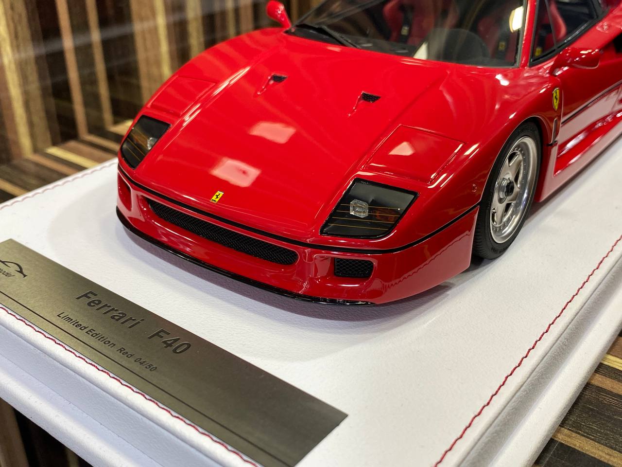 GL Models  Ferrari F40 Limited Edition[1/18 resin Red ]