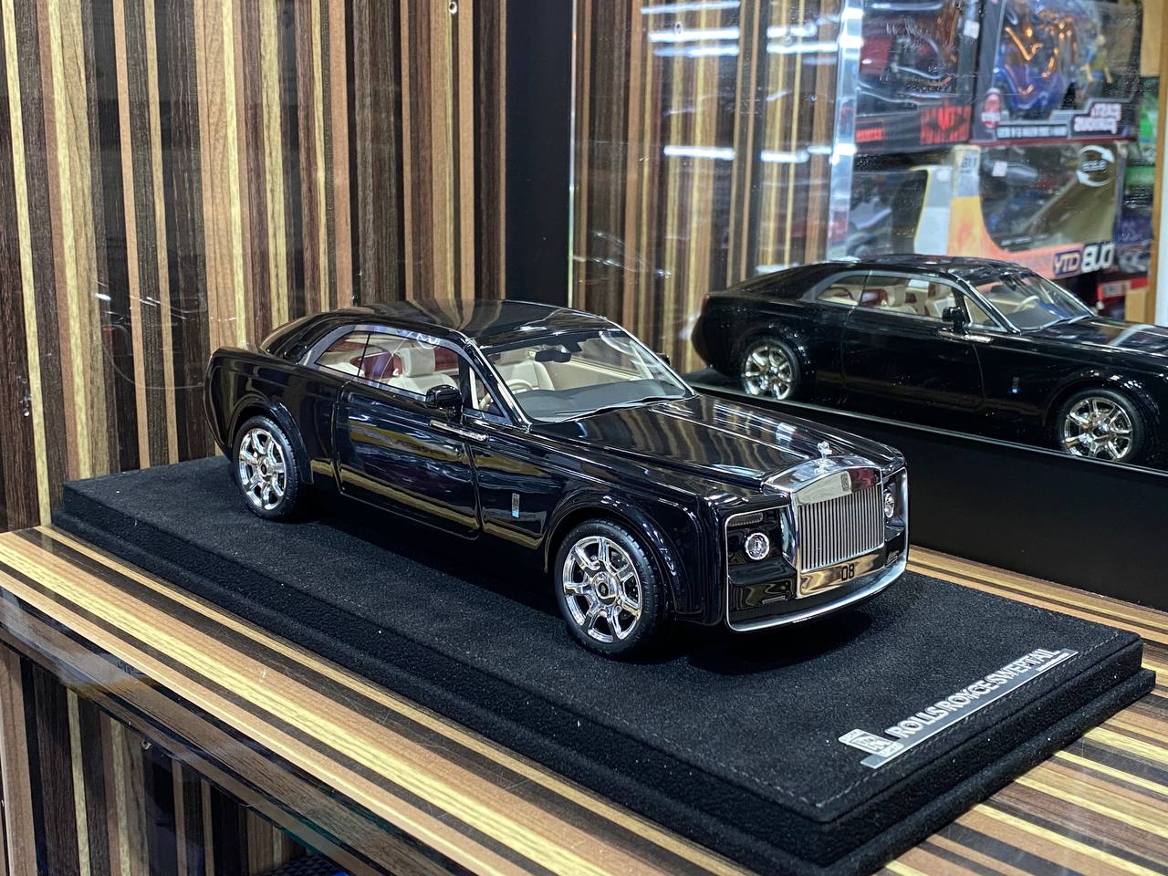 AutoBarnModels Rolls-Royce SWEPTAIL - 1/18 Resin Model, Black|Sold in Dturman.com Dubai UAE.