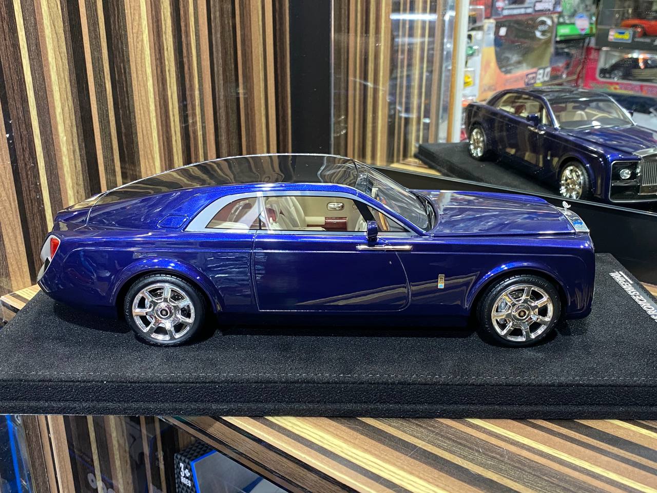 AutoBarnModels Rolls-Royce SWEPTAIL - 1/18 Resin Model, Black|Sold in Dturman.com Dubai UAE.