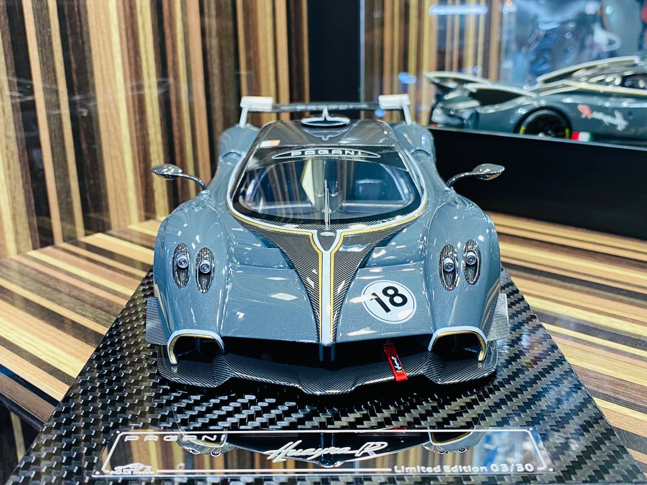 Exclusive VIP Model Pagani Huayra R #18 [ Resin Dark Grey | Limited Edition]