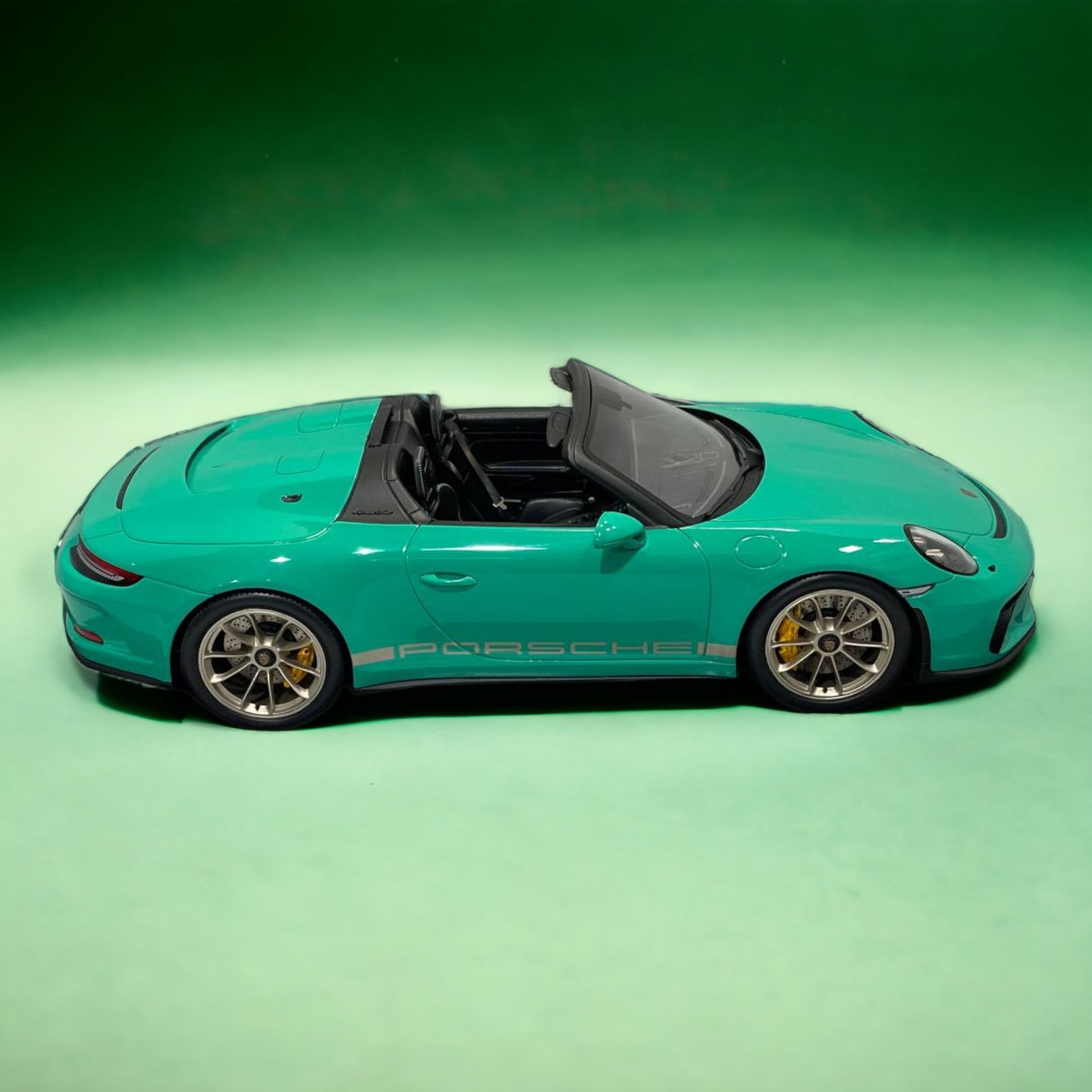 Porsche 911 Speedster Green by Spark Model|Sold in Dturman.com Dubai UAE.