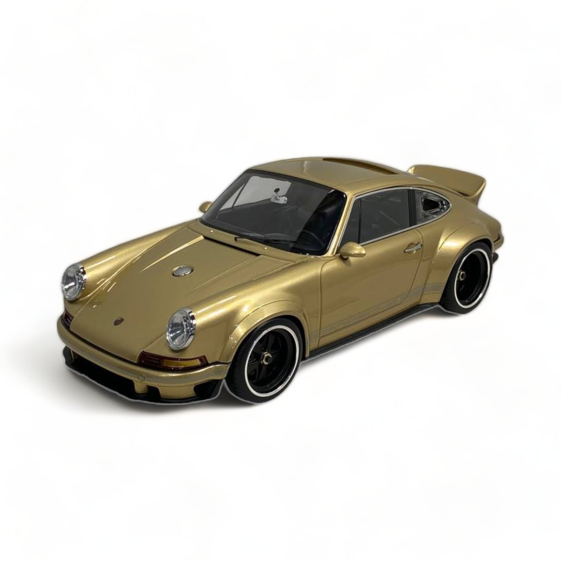 Porsche Singer DLS 1/18 Make Up|Sold in Dturman.com Dubai UAE.