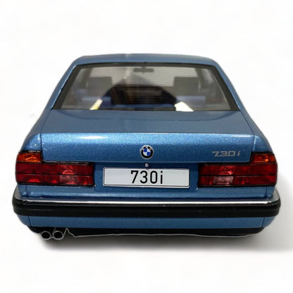 1/18 Modelcar group Mercedes benz S-CLASS 500 SE W126 BLUE Model Car|Sold in Dturman.com Dubai UAE.