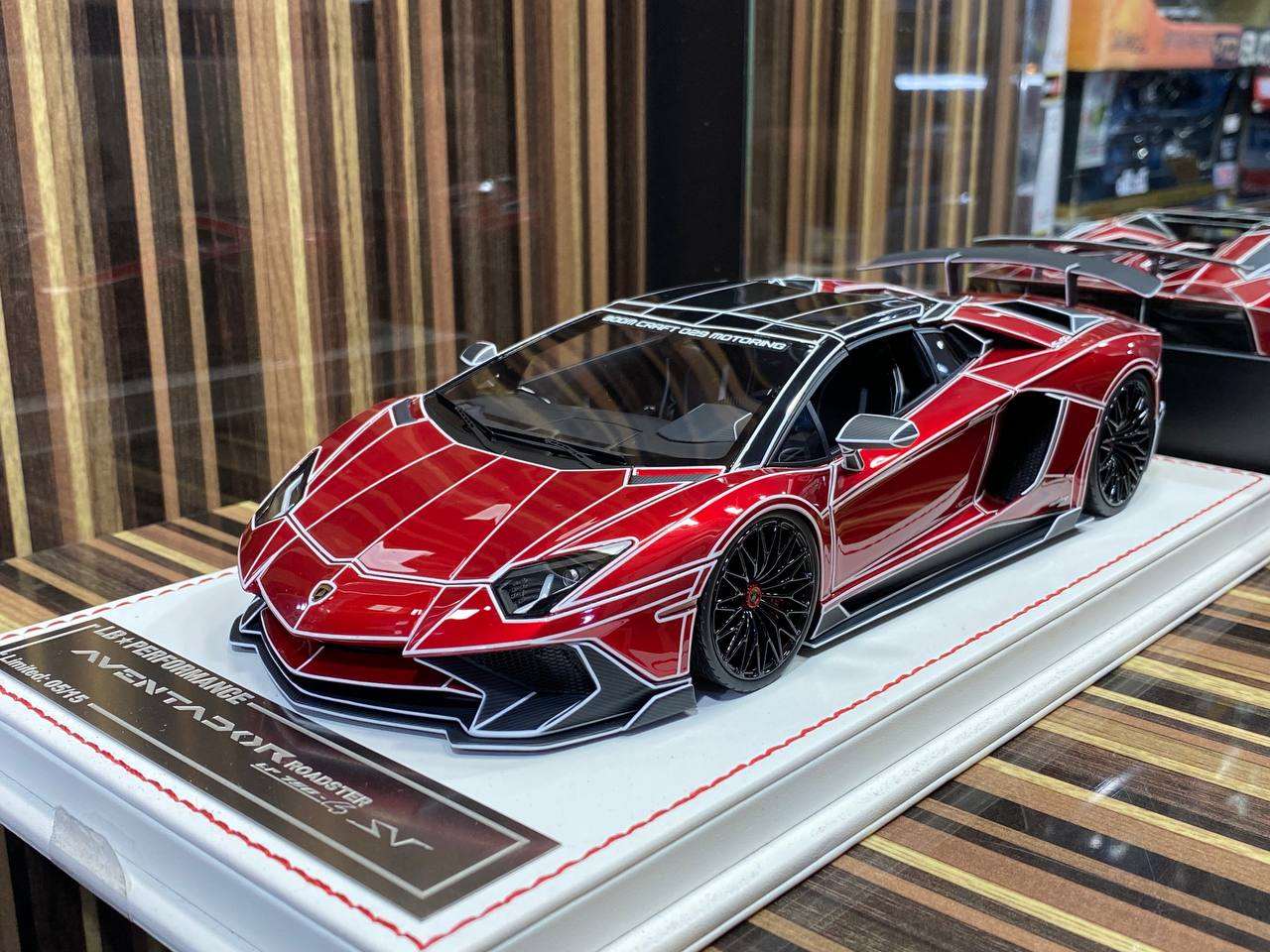 1/18 Davis & Giovanni  Lamborghini Aventador SVJ LP 750-4 Roadster - Chrome Red/White TRON|Sold in Dturman.com Dubai UAE.