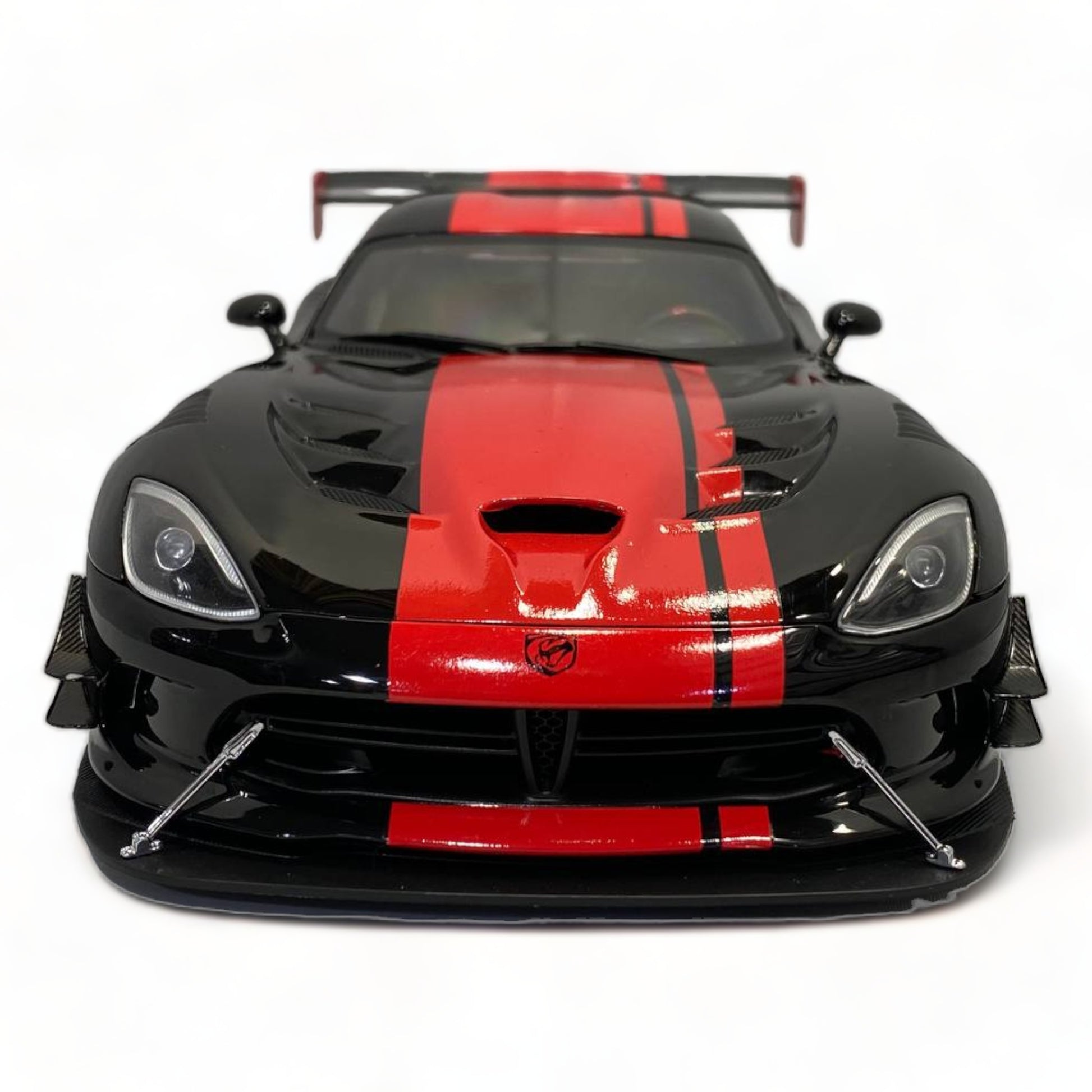 Autoart Dodge Viper ACR 1/18 Scale - Sleek Black/Red (2017)|Sold in Dturman.com Dubai UAE.