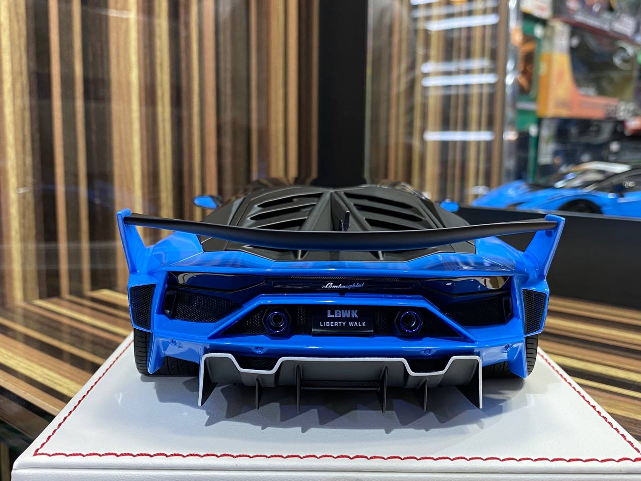 Davis & Giovanni Lamborghini AVENTADOR GT EVO - 1/18 Resin Model Blue|Sold in Dturman.com Dubai UAE.