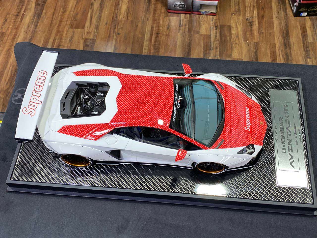 1/12 Resin Lamborghini Aventador LB Performance White Model car by Davis & Giovanni