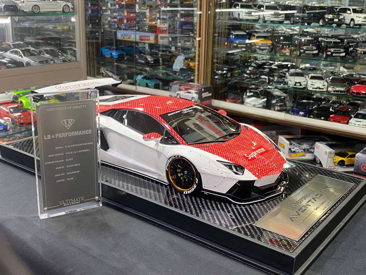 1/12 Resin Lamborghini Aventador LB Performance White Model car by Davis & Giovanni