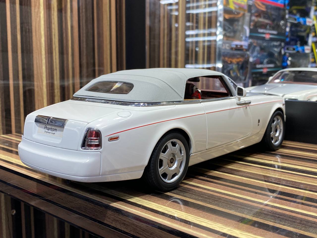 1/18 Diecast Rolls-Royce Phantom Drophead Coupe Kyosho Scale Model Car