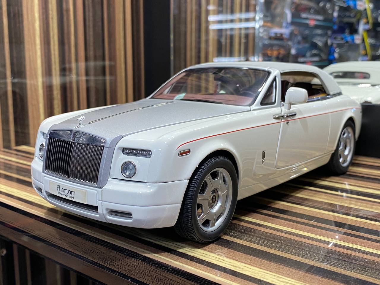 1/18 Diecast Rolls-Royce Phantom Drophead Coupe Kyosho Scale Model Car