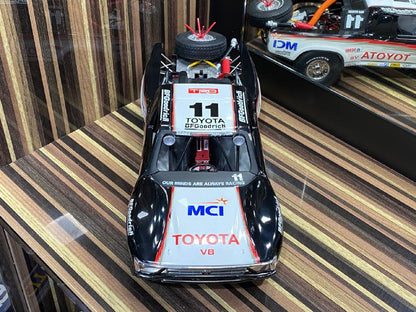 1/18 Diecast Toyota Trophy Truck #11 White & Black AutoArt Scale Model Car