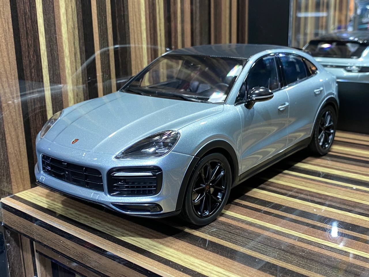 Porsche Cayenne Minichamps|Sold in Dturman.com Dubai UAE.