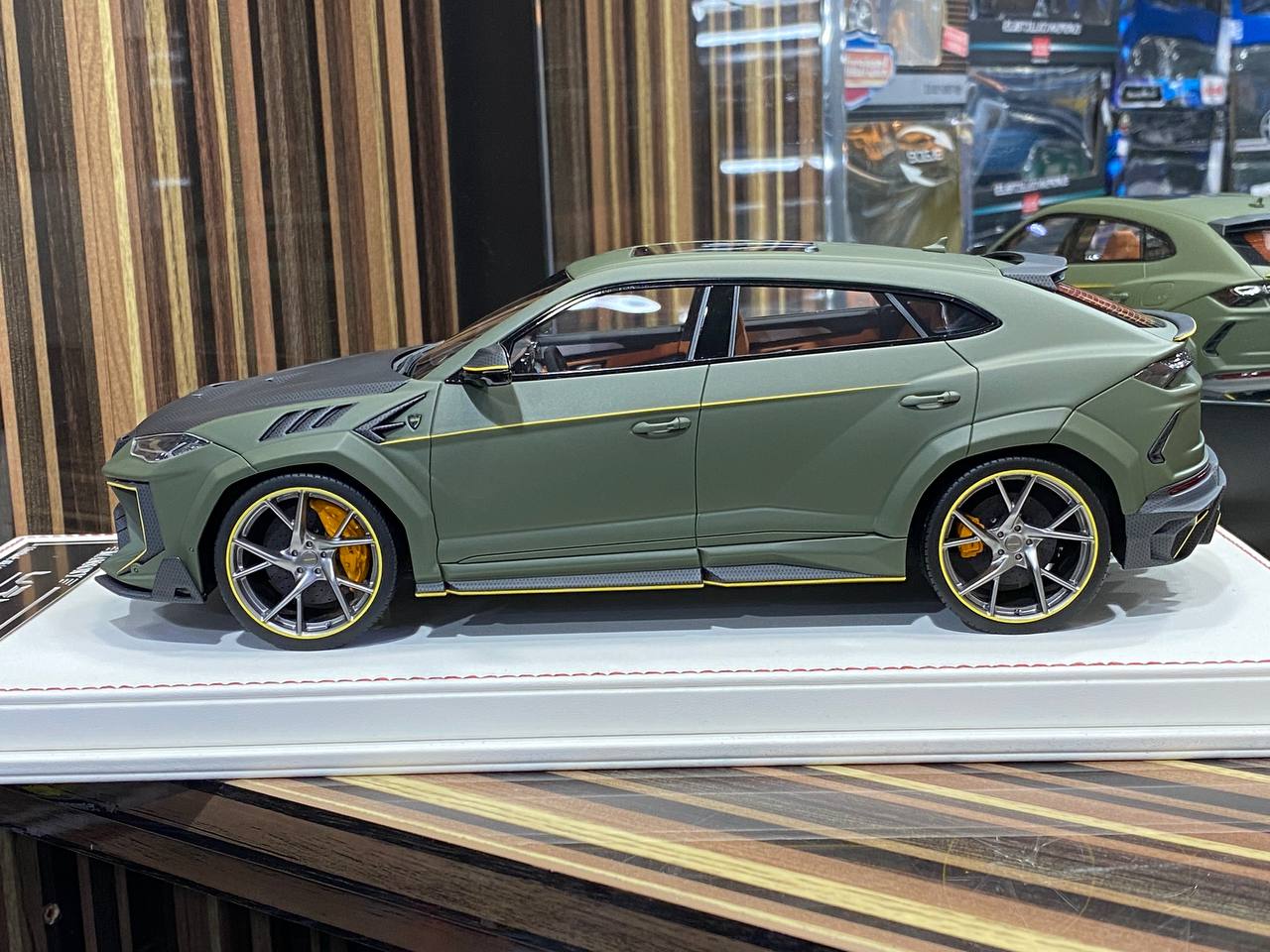 1/18 Resin Lamborghini Urus MANSORY Dark Green by Davis & Giovanni|Sold in Dturman.com Dubai UAE.