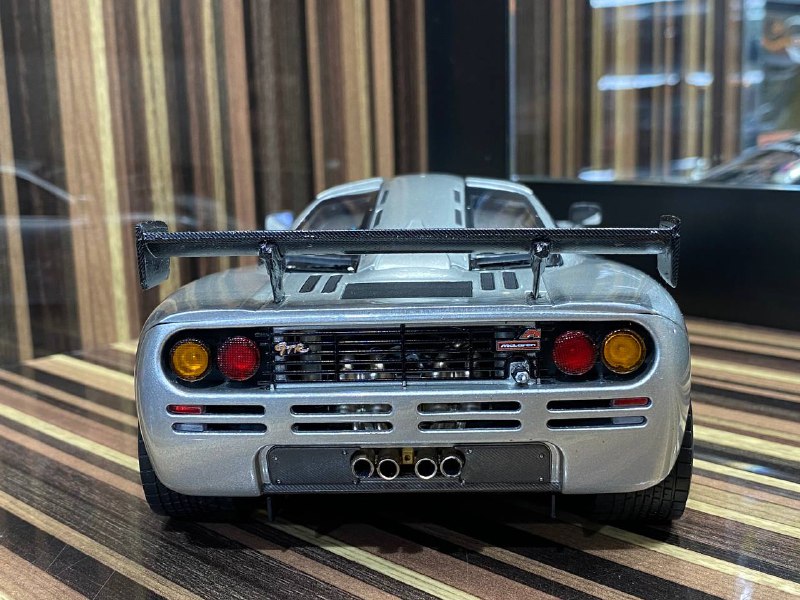 1/18 Diecast McLaren F1 GTR 1996 Silver Model Car|Sold in Dturman.com Dubai UAE.