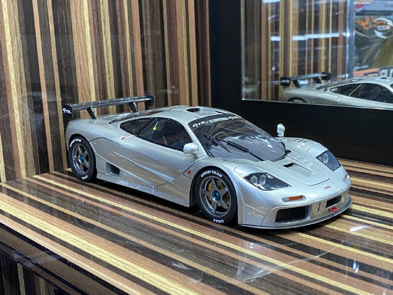 1/18 Diecast McLaren F1 GTR 1996 Silver Model Car|Sold in Dturman.com Dubai UAE.