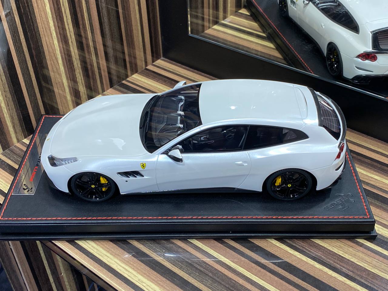 1/18 Ferrari GTC4 LUSSO Runner White Model Car|Sold in Dturman.com Dubai UAE.