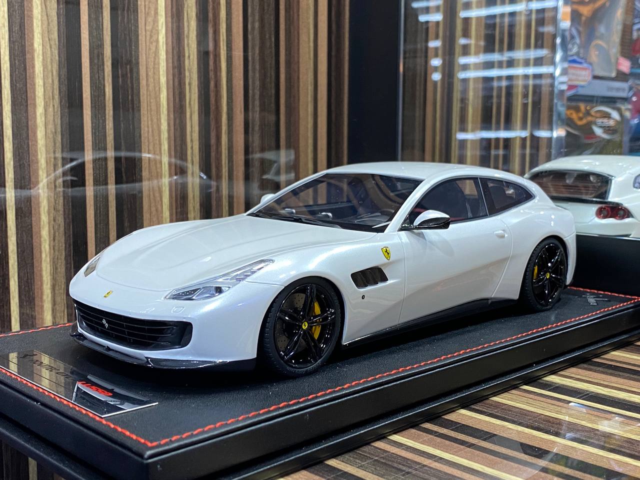 1/18 Ferrari GTC4 LUSSO Runner White Model Car|Sold in Dturman.com Dubai UAE.