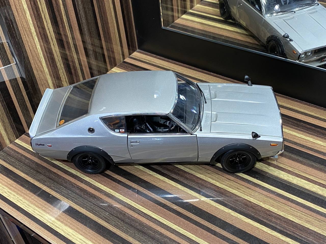 1/18 Diecast Nissan Skyline 2000 GT-R Kyosho Scale Model Car|Sold in Dturman.com Dubai UAE.