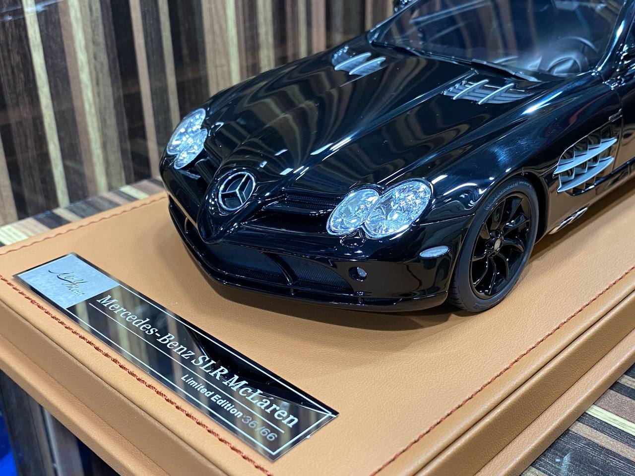 1/18 Diecast Mercedes-Benz SLR McLaren IVY Models Scale Model Car|Sold in Dturman.com Dubai UAE.