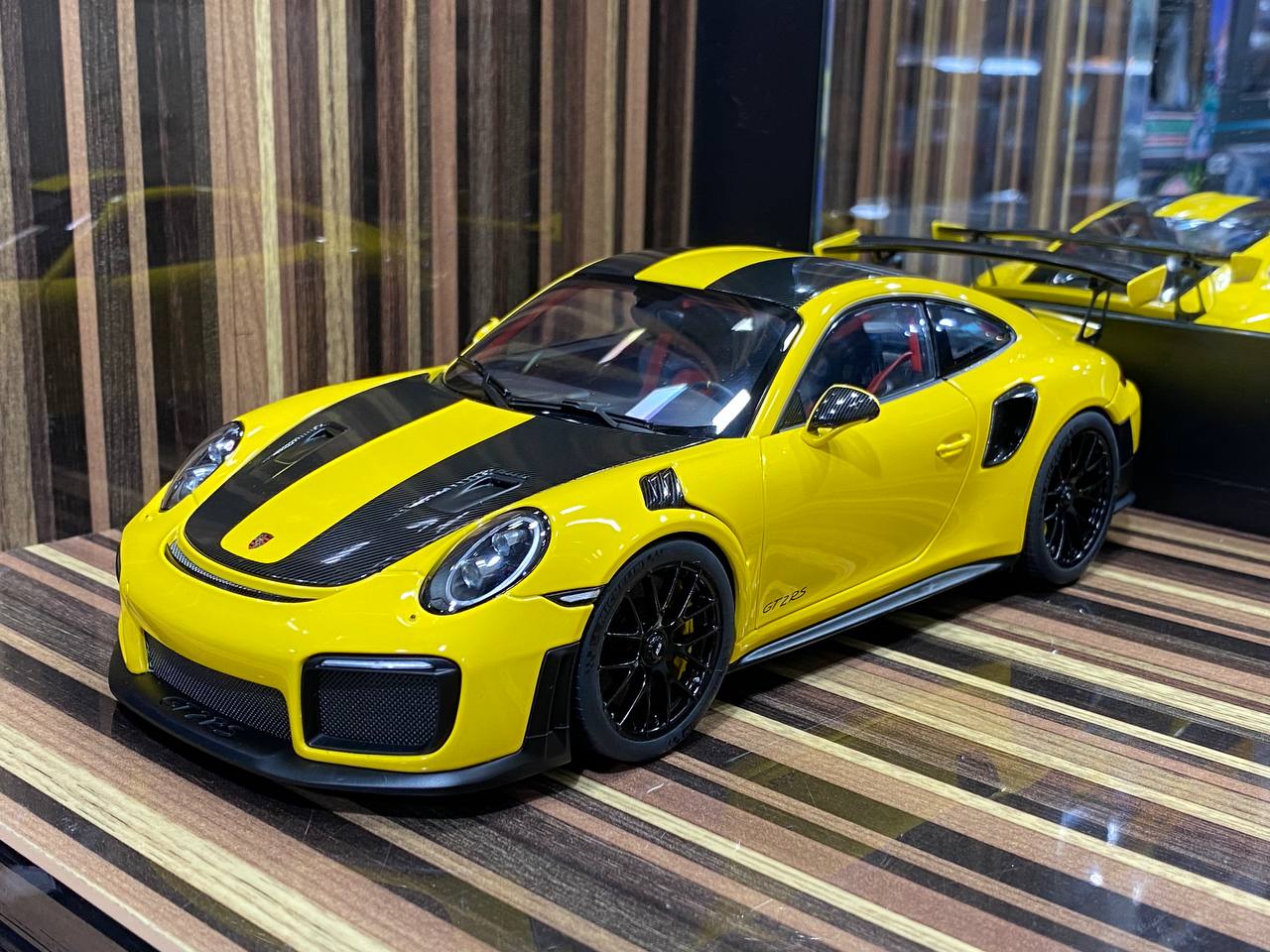 1/18 Diecast Porsche 911 GT2 RS Yellow AUTOart Scale Model Car|Sold in Dturman.com Dubai UAE.