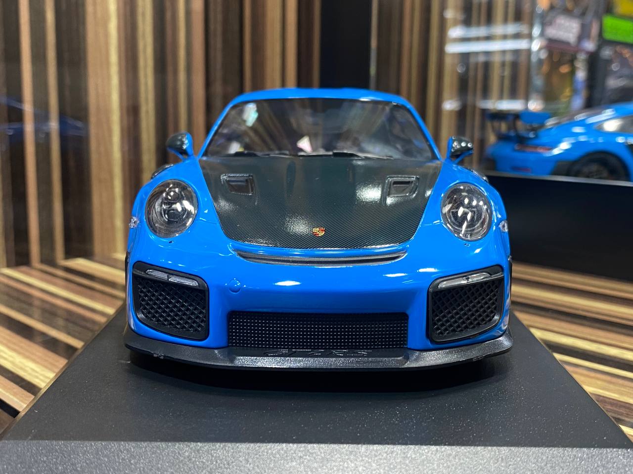 Porsche 911 GT2 RS 2018 Minichamps|Sold in Dturman.com Dubai UAE.