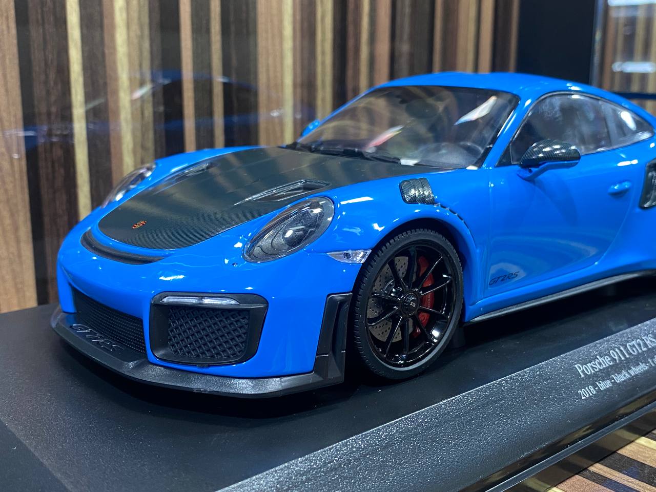 Porsche 911 GT2 RS 2018 Minichamps|Sold in Dturman.com Dubai UAE.