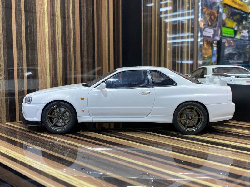 Nissan Skyline GT-R R34 Hobby Japan|Sold in Dturman.com Dubai UAE.