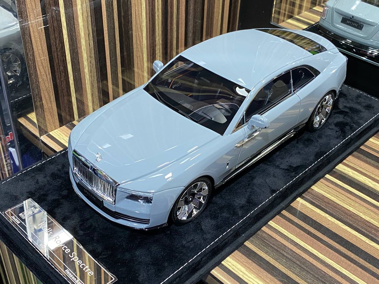 1/18 Rolls-Royce Spectre Strom Grey  Rolls-Royce Motor Cars|Sold in Dturman.com Dubai UAE.