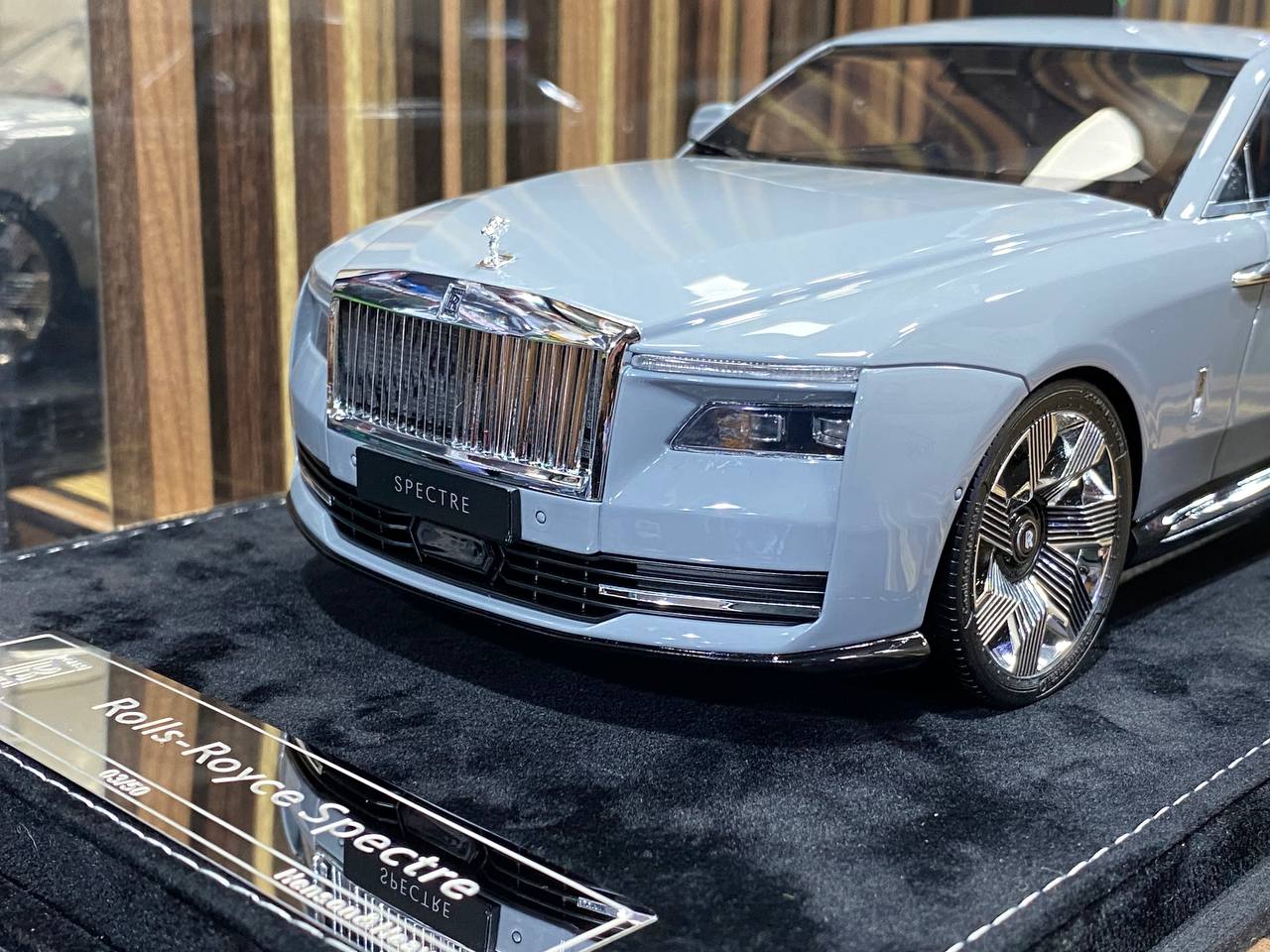 1/18 Rolls-Royce Spectre Strom Grey  Rolls-Royce Motor Cars|Sold in Dturman.com Dubai UAE.