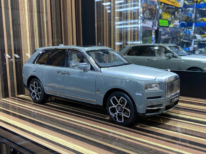 1/18 Diecast Miniature Rolls-Royce Cullinan Grey Silver Rolls Royce Motor Cars Model Car|Sold in Dturman.com Dubai UAE.