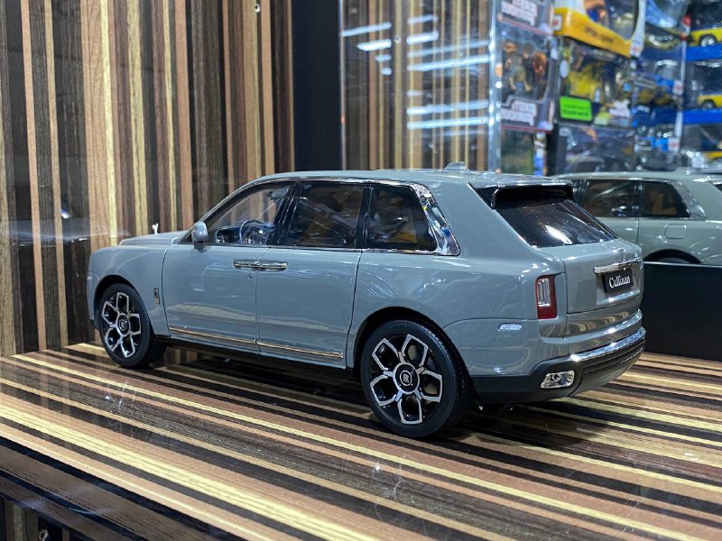 1/18 Diecast Miniature Rolls-Royce Cullinan Grey Silver Rolls Royce Motor Cars Model Car|Sold in Dturman.com Dubai UAE.