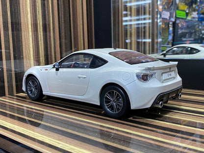 1/18 Diecast Toyota GT86 2012 White Century Dragon Scale Model Car|Sold in Dturman.com Dubai UAE.