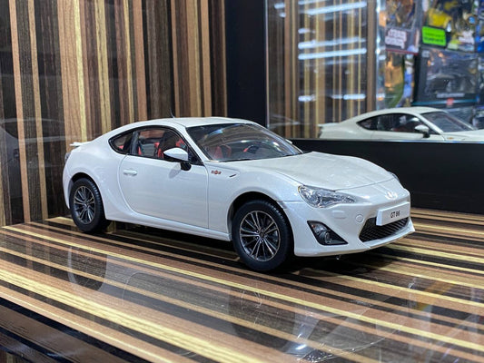 1/18 Diecast Toyota GT86 2012 White Century Dragon Scale Model Car|Sold in Dturman.com Dubai UAE.