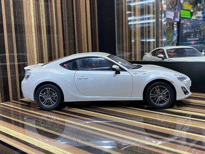 1/18 Diecast Toyota GT86 2012 White Century Dragon Scale Model Car|Sold in Dturman.com Dubai UAE.