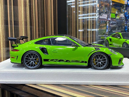 1/18 Porsche 911 GT3 RS 2018 Lizard Green Make Up|Sold in Dturman.com Dubai UAE.