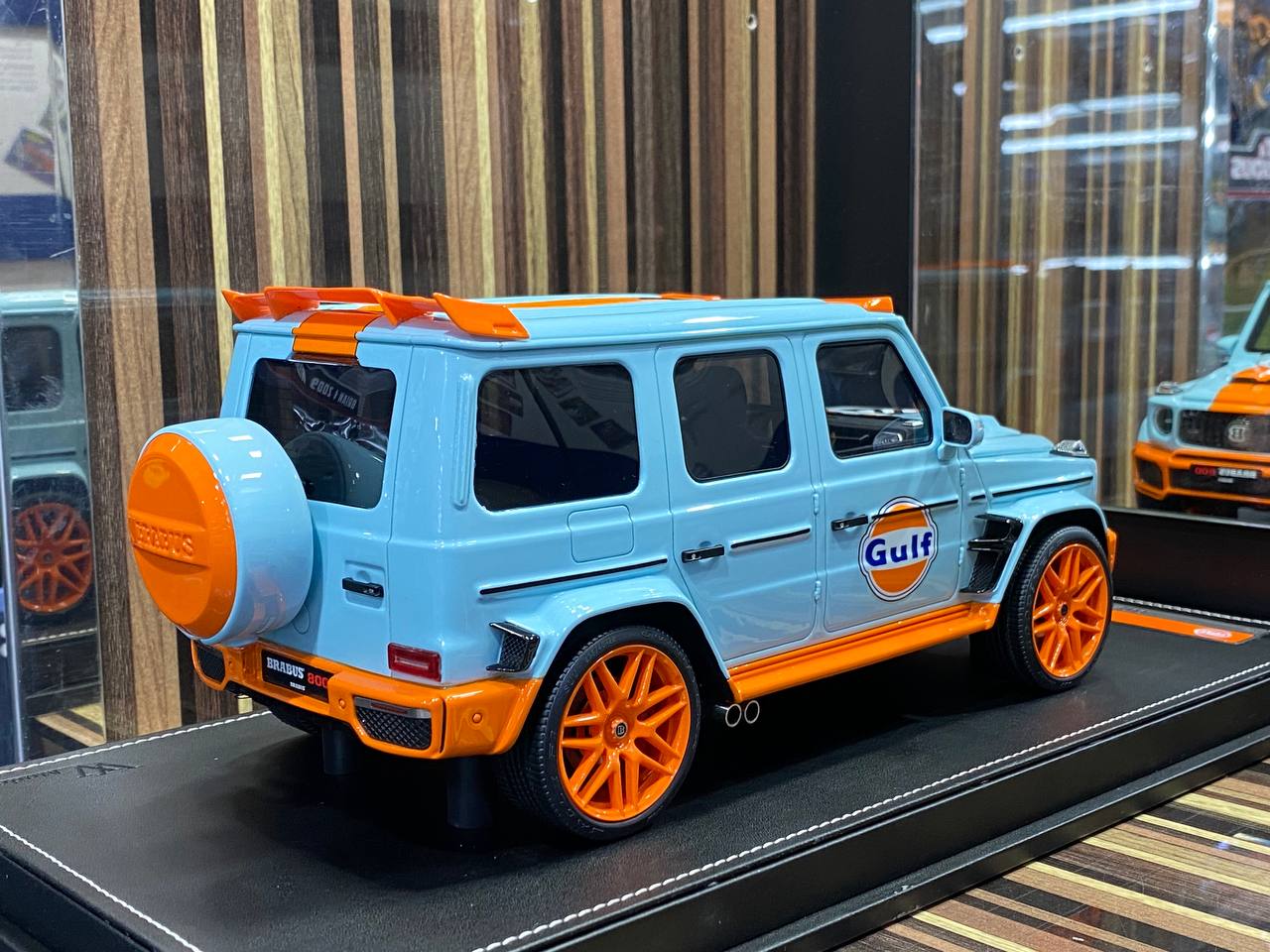 1/18 VIP Mercedes-Benz Mercedes G63 Brabus 800 Sunflower Car Model Limited  99 Pieces 