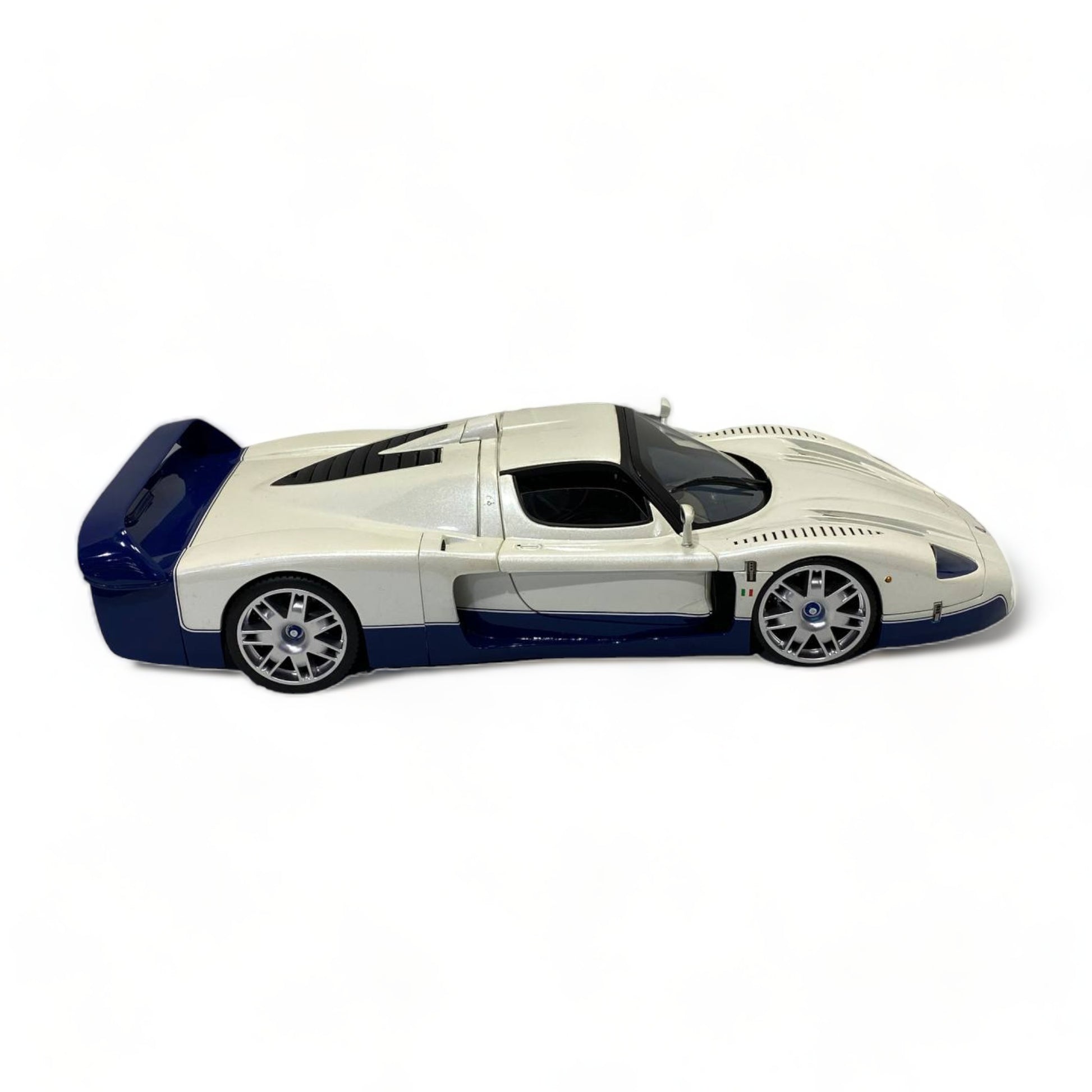 1/18 Hot Wheels Maserati MC12 1 OF 10,000 WHITE Model Car|Sold in Dturman.com Dubai UAE.