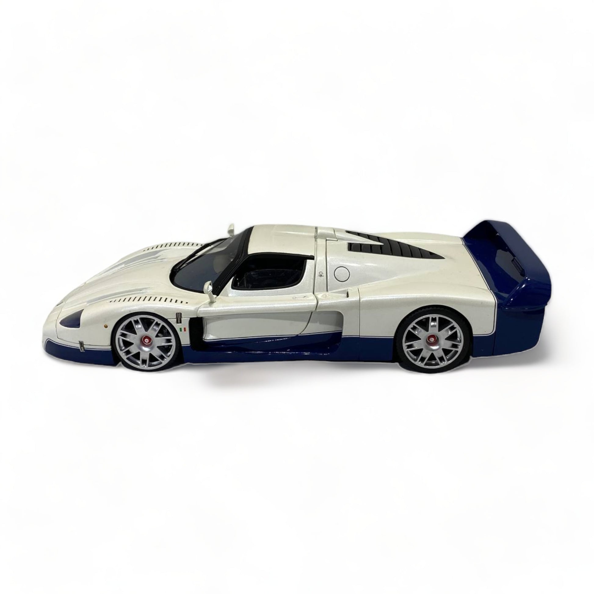 1/18 Hot Wheels Maserati MC12 1 OF 10,000 WHITE Model Car|Sold in Dturman.com Dubai UAE.